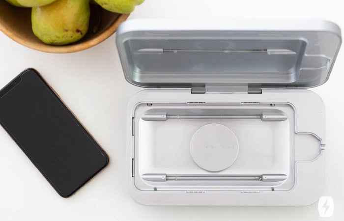 How to Clean a Phone Screen